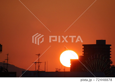 北海道の夕陽-沈みゆく太陽-03 北海道の夕陽-沈みゆく太陽-03 72448878