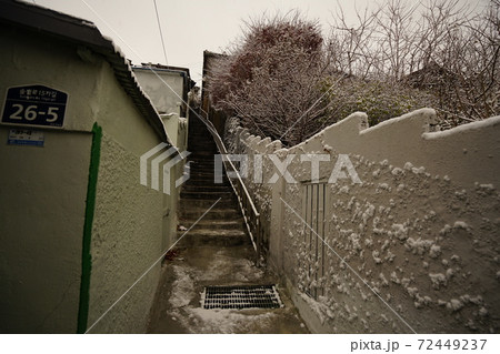 冬 雪景色 川 72449237