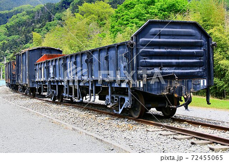 解体前の保存貨車… 秩父鉄道・貨車 72455065