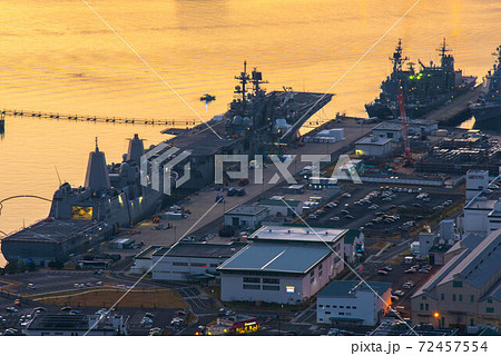 佐世保の夜明け 72457554