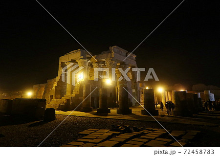 ナイル川流域のコム・オンボ神殿(Temple of Kom Ombo in Egypt) ナイル川流域のコム・オンボ神殿(Temple of Kom Ombo in Egypt) 72458783