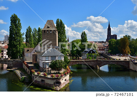 フランス・ストラスブール、ヴォーバン・ダムから見たプティット・フランス 72467101
