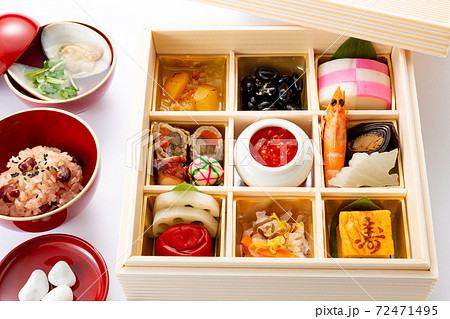 おせち お食い初め おせち お食い初め 72471495