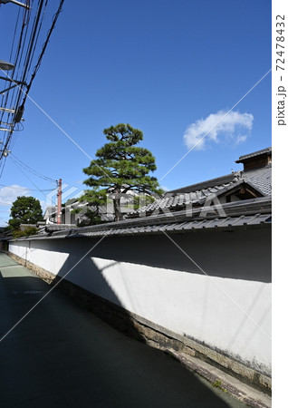 草津宿　草津宿本陣の白壁 72478432