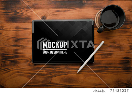 Top view of mock up digital tablet, stylus pen and coffee cup on rustic table 72482037