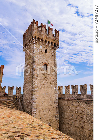 Castle on Lake Garda in Sirmione Italy Castle on Lake Garda in Sirmione Italy 72487237