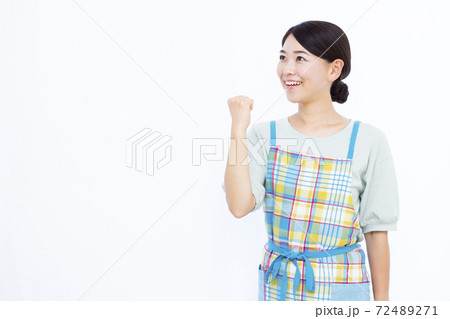 30代主婦 白バック ポートレート 30代主婦 白バック ポートレート 72489271