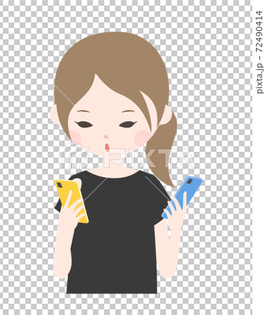 A young woman holding a smartphone in both hands and comparing her upper body [no main line] 72490414