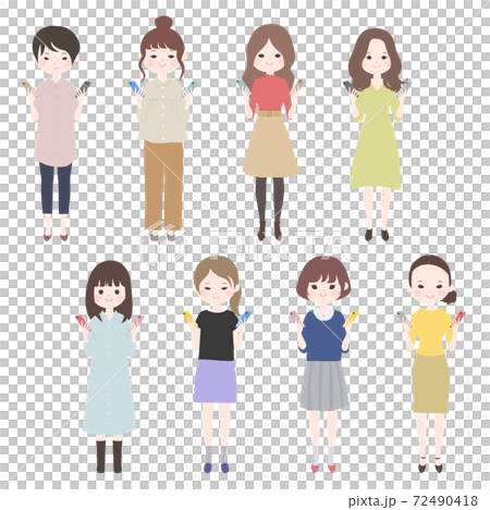一組雙手微笑著智能手機的年輕女性[無主線] 72490418
