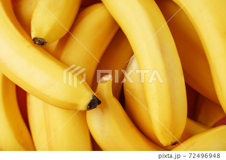 Ripe and sweet yellow bananas close up full screen 72496948