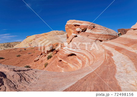Beautiful landscape along the Firewave Trail of the Valley of Fire State Park 72498156