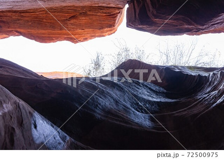 Beautiful landscape around Buckskin Gulch slot canyon 72500975