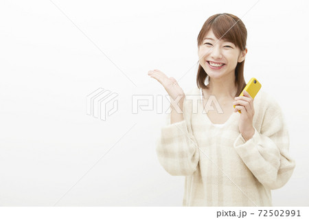 女性 案内 女性 案内 72502991