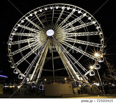 Echo Wheel of Liverpool by night 72503415