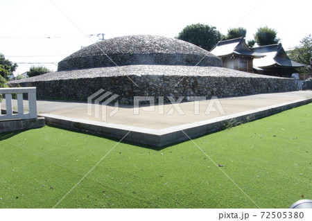 東京にあるめずらしい形態の古墳～武蔵府中熊野神社古墳 72505380