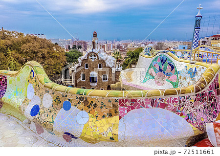 バルセロナが一望できるグエル公園 72511661