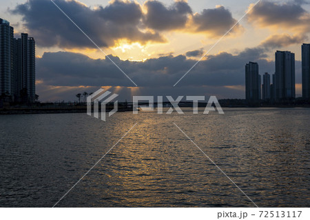 海 空 日没 72513117