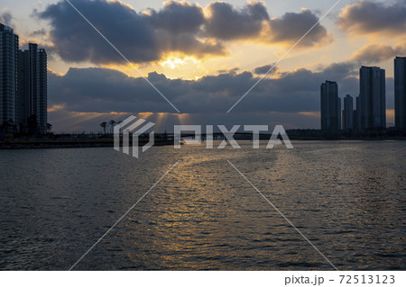 海 空 日没 72513123