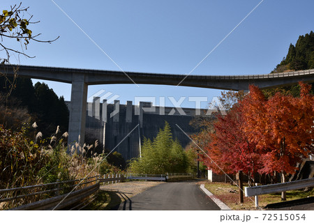 埼玉県秩父市 滝沢ダムとループ僑 埼玉県秩父市 滝沢ダムとループ僑 72515054