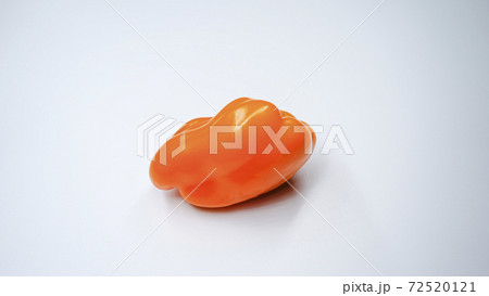 カラフルなパプリカのイメージ画像 カラフルなパプリカのイメージ画像 72520121