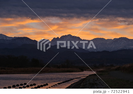 朝の立山連峰 72522941