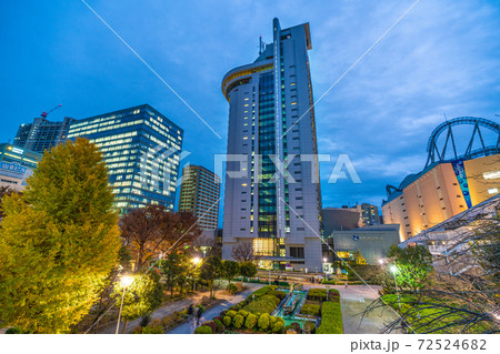 日本の東京都市景観　文京区役所などを望む 72524682