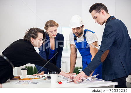 Office people in meeting, business, technology and office concep 72532255