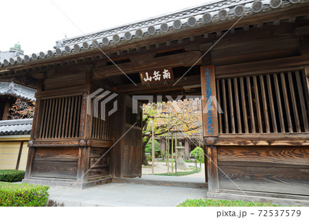 山門 東長寺 山門 東長寺 72537579
