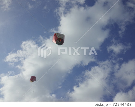 ランタン_十份_台湾 72544438