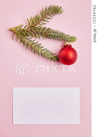 New year greeting card on the rose background 72544762