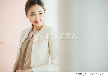 女性 女 女の子 72546746
