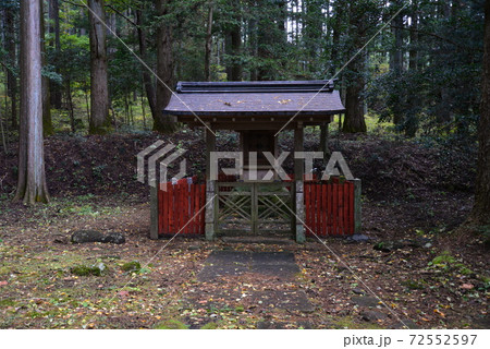 秋の山縣有朋記念館　　＃62 72552597
