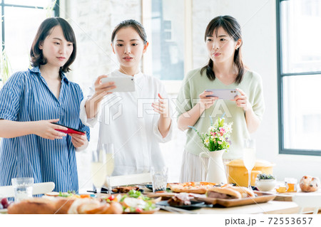 おうち女子会 72553657