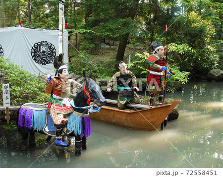 安曇野穂高神社　人形大飾り 72558451