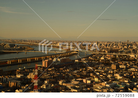 タワーホール船堀から見た荒川と埼玉方面の夕景 72559088