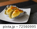手作りお菓子のスイートポテト 72560995