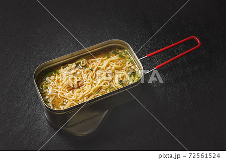 インスタントラーメン Instant noodle made in Japan インスタントラーメン Instant noodle made in Japan 72561524