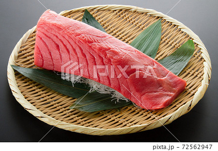 まぐろ まぐろ 72562947
