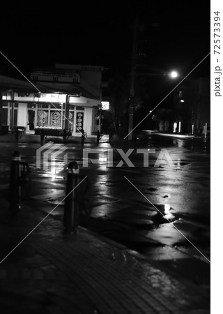 宮古島/夜の西里通り 宮古島/夜の西里通り 72573394