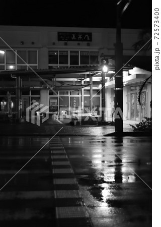 宮古島/夜の西里通り 宮古島/夜の西里通り 72573400