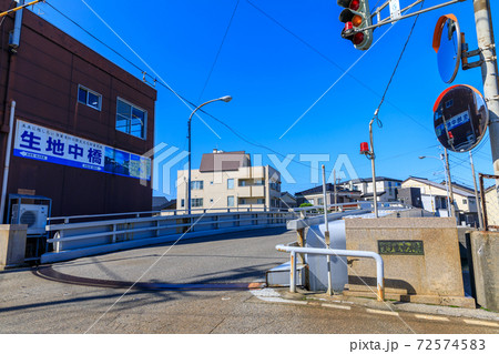 富山・黒部漁港・生地中橋(可動橋) 富山・黒部漁港・生地中橋(可動橋) 72574583