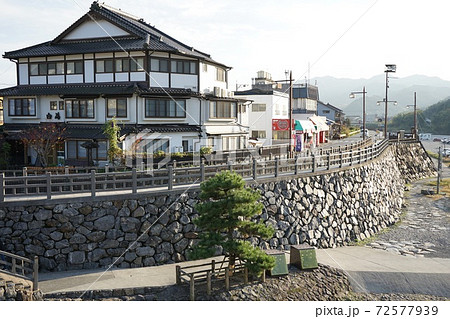 錦帯橋傍錦川河畔の風景　割烹旅館「白為旅館」 72577939