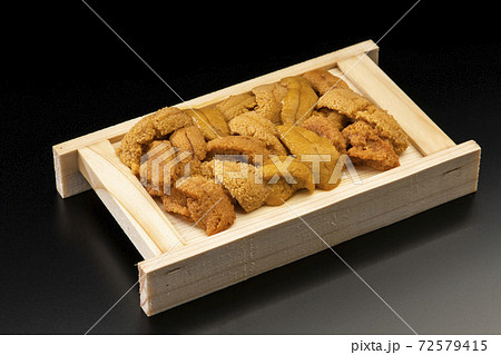 雲丹（うに） 72579415