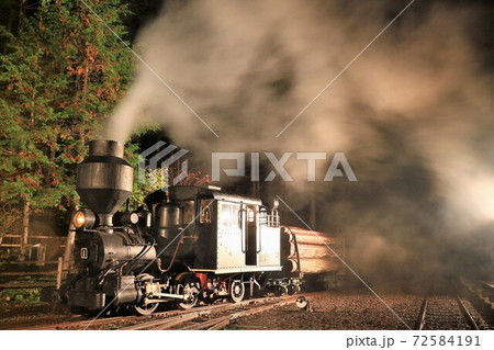 赤沢森林鉄道（木曽森林鉄道）ボールドウィン蒸気機関車 夜間