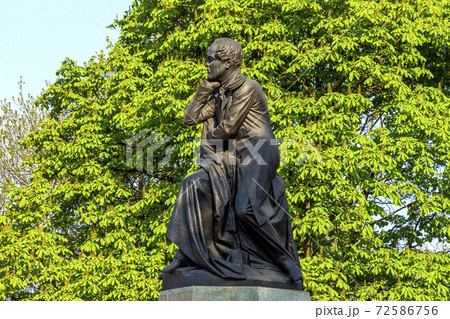 The monument to the poet Lermontov in Pyatigorsk. 72586756