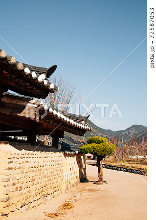 Sanun Village, Korean traditional hanok village in Uiseong, Korea Sanun Village, Korean traditional hanok village in Uiseong, Korea 72587053