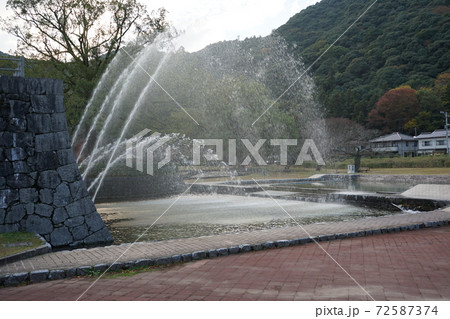 岩国城城下町吉香公園の大噴水 72587374