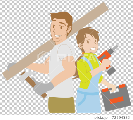 DIYでリフォームする若い男女の夫婦 DIYでリフォームする若い男女の夫婦 72594583