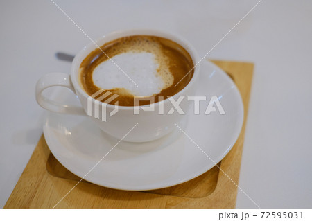 hot cappuccino mocha coffee latte. refreshment drink hot cappuccino mocha coffee latte. refreshment drink 72595031