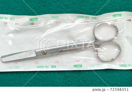 クーパー　歯科　手術　手術器機　器械　オペ　歯科器械　ハサミ　医療機器 72598351
